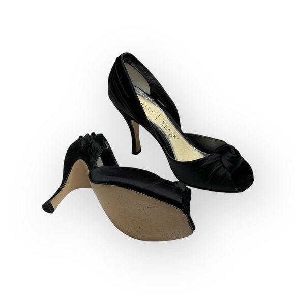 White House Black Market WHBM ❁ Satin Knot Peep Toe D’Orsay Heels ❁ Black ❁ 6B ❁ - Picture 11 of 16